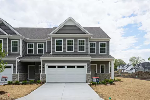 777 Rock Hbr, Avon Lake, OH 44012