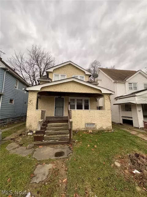 12520 Cornado Ave, Cleveland, OH 44108