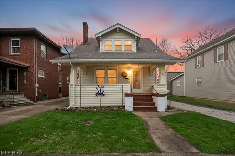 123 W Church St, Newton Falls, OH 44444