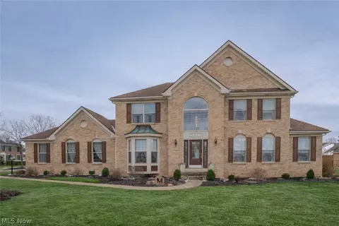 4514 Plain Center Ave NE, Canton, OH 44714