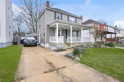 253 Pierce Ave, Cuyahoga Falls, OH 44221