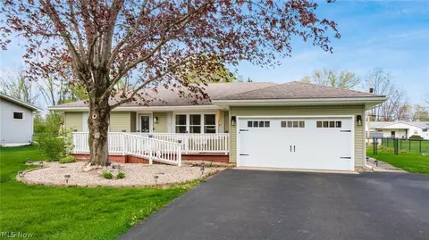 1145 Richey Rd, Zanesville, OH 43701