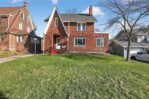 244 Outlook Ave, Youngstown, OH 44504