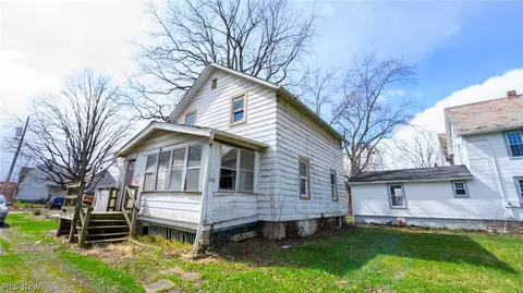 Other - 318 11th St, Elyria, OH 44035 photo 2 of 5