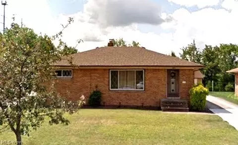 1225 Sagamore Rd, Parma, OH 44134