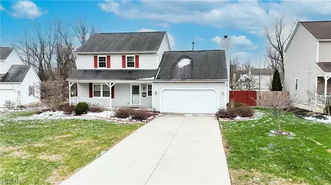 898 Quincy Ct, Medina, OH 44256