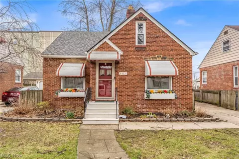 4413 W 145 St, Cleveland, OH 44135