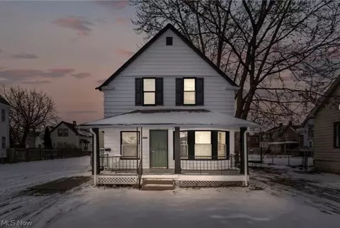 3552 W 45th St, Cleveland, OH 44102