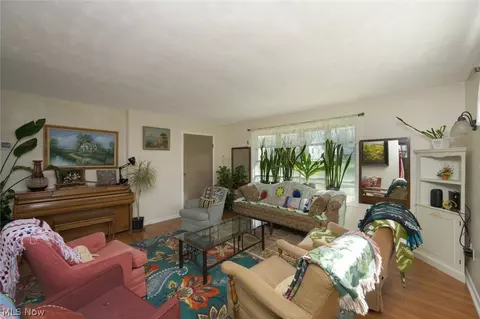 1165 Hampton Rd, Kent, OH 44240 photo 6