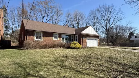 1597 E 230th St, Euclid, OH 44117 photo 21