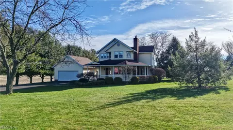 4576 Alabama Ave SW, Navarre, OH 44662