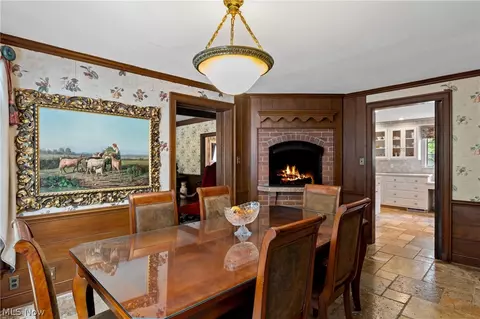 Dining - 4225 Stratford Rd, Boardman, OH 44512 photo 3 of 4