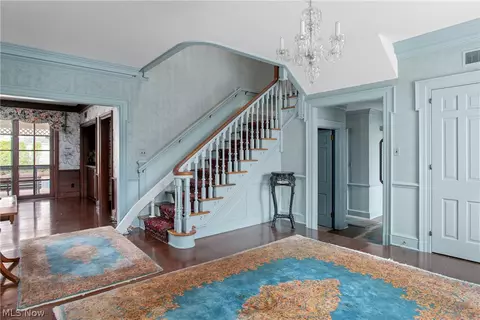 Entry Way - 4225 Stratford Rd, Boardman, OH 44512 photo 1 of 6