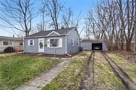 1276 Frederick Blvd, Akron, OH 44320