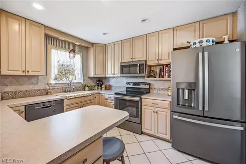 11488 N 12th St, Beloit, OH 44609 photo 6