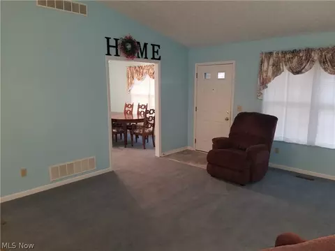 Living - 148 Bentley Dr, Elyria, OH 44035 photo 3 of 9