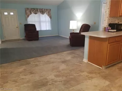 Living - 148 Bentley Dr, Elyria, OH 44035 photo 9 of 9