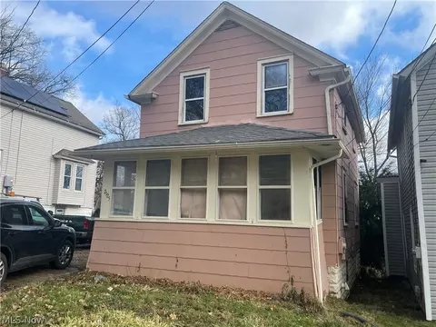 2125 SW 7th St SW, Akron, OH 44314