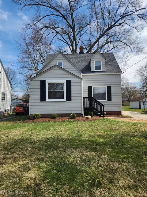845 Willard Ave SE, Warren, OH 44484
