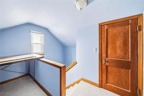 Entry Way - 94 E 217th St, Euclid, OH 44123 photo 1 of 1