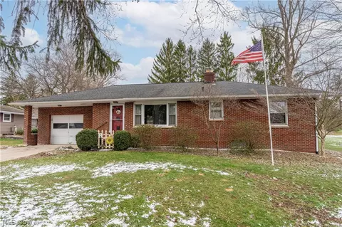 6775 Grove Rd, New Franklin, OH 44216