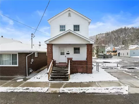 523 Union St, Martins Ferry, OH 43935