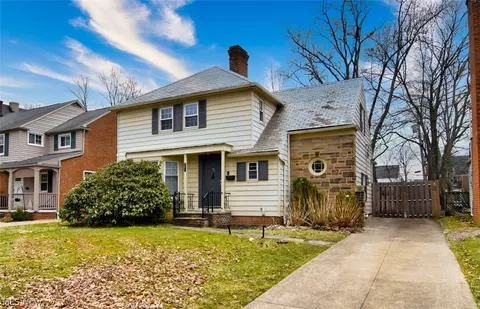 3677 Stoer Rd, Shaker Heights, OH 44122