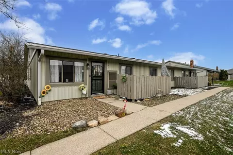 2799 Mull Ave #10-B, Copley, OH 44321