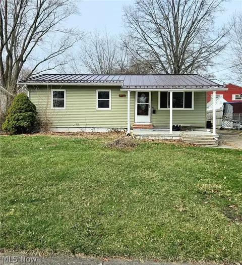 1506 Nevada Ave, Lorain, OH 44052