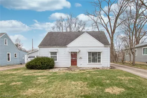 659 Wesley Dr, Berea, OH 44017