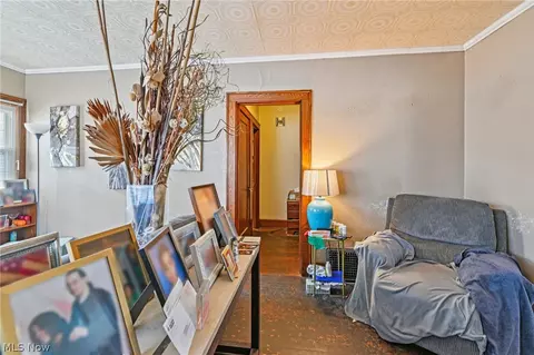 Entry Way - 123 Melrose Ave, Boardman, OH 44512 photo 1 of 3
