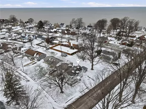 View/Area - 725 Union Ave, Ashtabula, OH 44004 photo 4 of 4