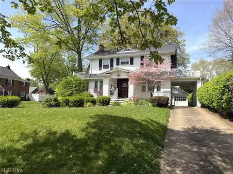 359 22nd St NW, Canton, OH 44709