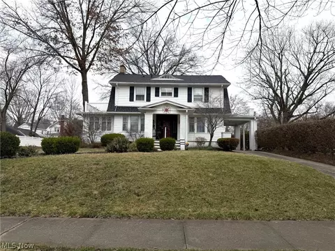 359 22nd St NW, Canton, OH 44709