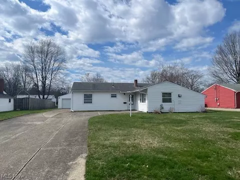 7408 Denny Dr, North Ridgeville, OH 44039