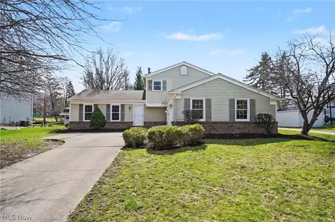 380 Sturbridge Dr, Medina, OH 44256