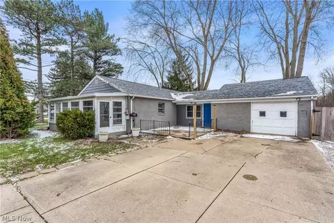 7320 Avon Belden Rd, North Ridgeville, OH 44039