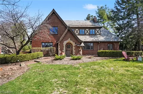 131 N Wheaton Rd, Akron, OH 44313