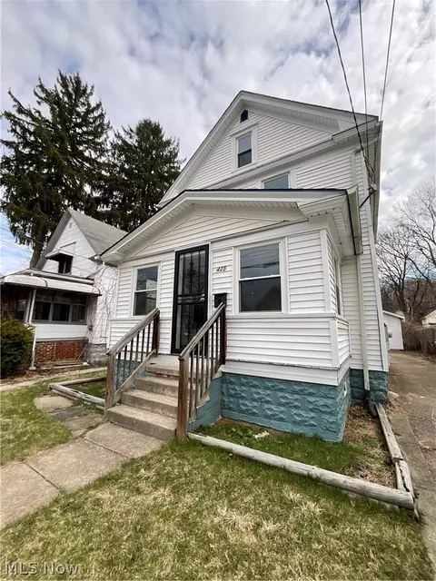 425 Spaulding St, Akron, OH 44310