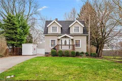 21941 Westwood Ave, Fairview Park, OH 44126