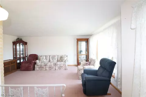 Living - 11086 Eby Rd, Sterling, OH 44276 photo 2 of 4