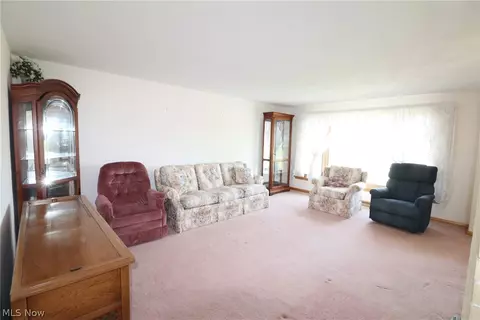 Living - 11086 Eby Rd, Sterling, OH 44276 photo 3 of 4