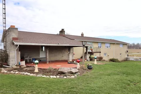 Exterior - 11086 Eby Rd, Sterling, OH 44276 photo 2 of 5