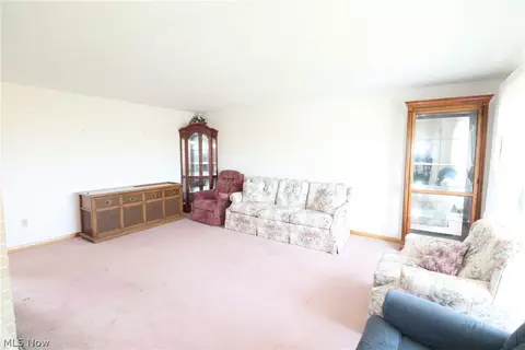 Living - 11086 Eby Rd, Sterling, OH 44276 photo 1 of 4
