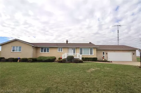 11086 Eby Rd, Sterling, OH 44276