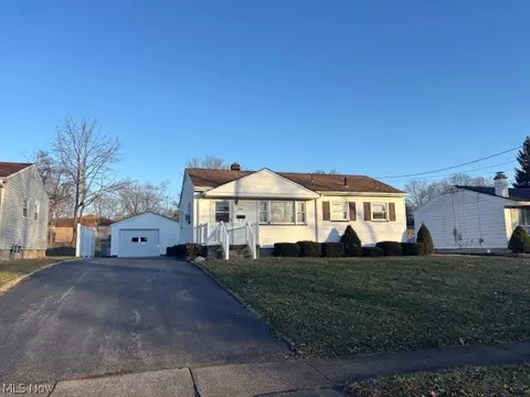 1407 Gypsy Ln, Niles, OH 44446