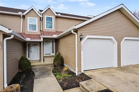 1429 Colony Dr, Streetsboro, OH 44241