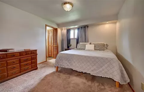 401 E 18th St, Dover, OH 44622 photo 19