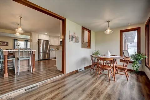 401 E 18th St, Dover, OH 44622 photo 16