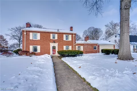 201 E 12th St, Dover, OH 44622 photo 4